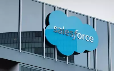 Salesforce Navigates Challenging Enterprise Software Landscape Ahead of Earnings