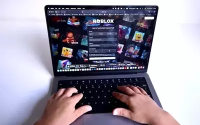Roblox: AI-Powered Entertainment Amidst Safety Challenges