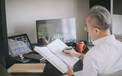 Understanding Financial Tear Sheets: A Comprehensive Guide for Investors