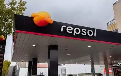 Repsol: Downgrading to Hold Amid Valuation Concerns and Cyclical Headwinds