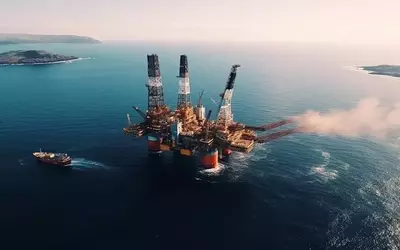 Mizuho and Barclays Elevate Exxon Mobil Price Targets Amidst Shifting Oil Market Dynamics