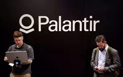 Palantir's Challenges: Valuation, Competition, and Future Outlook