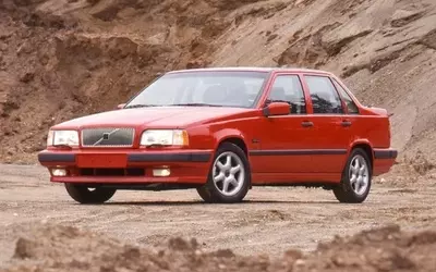 The Enduring Appeal of the 1993 Volvo 850GLT