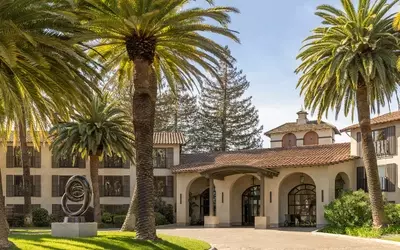 Hilton's Casa Mani Resort Debuts as Downtown Napa's Premier Full-Service Destination