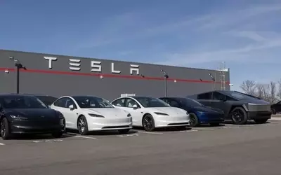 Tesla Reclaims Top Spot in Global Battery EV Market Amidst Evolving Dynamics