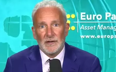 Economist Peter Schiff Warns of Impending Market Collapse