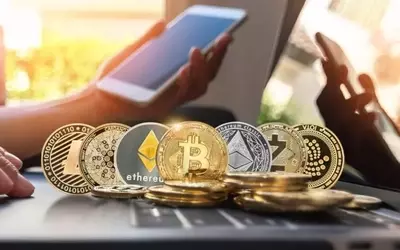Bitcoin and Ethereum See Price Declines: A Technical Analysis Perspective