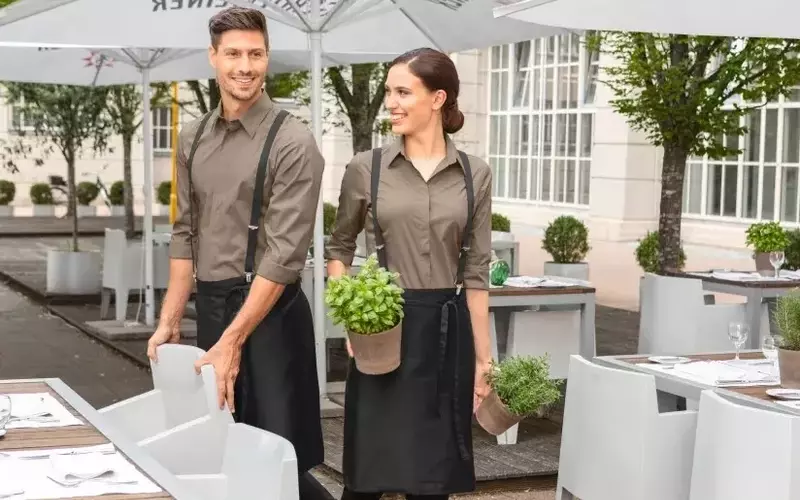 Elevate Your Outdoor Dining Experience with Lusini's Stylish Solutions