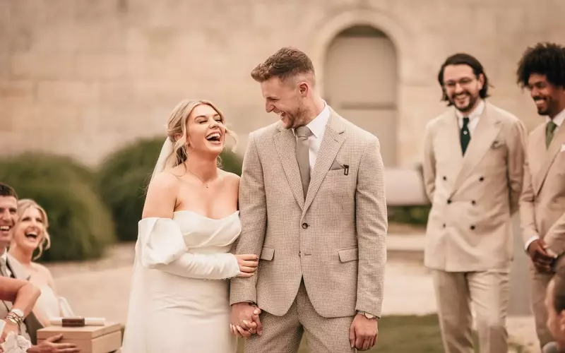 Effortless Elegance: Discover Pretty Lavish Bridal for the Modern Wedding Party