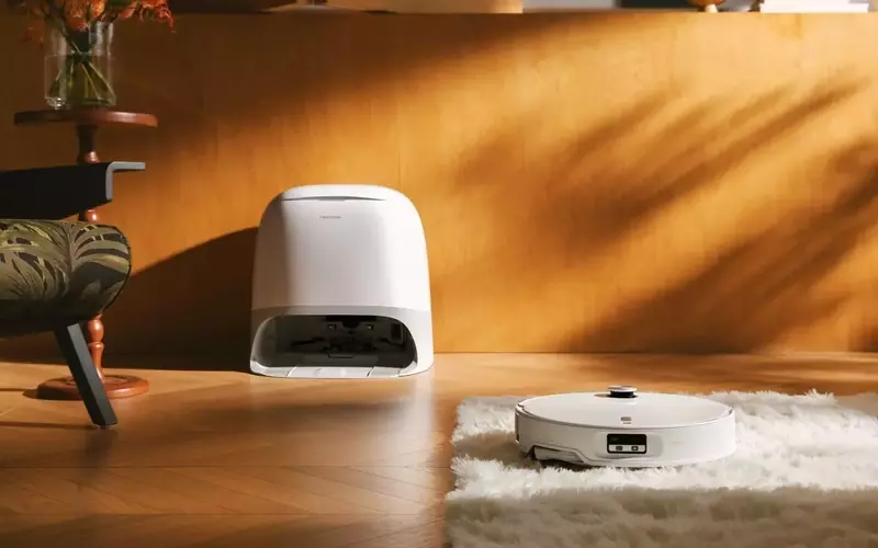 L'aspirapolvere Roborock Qrevo Curv 2 Pro: Rivoluzione nella pulizia domestica