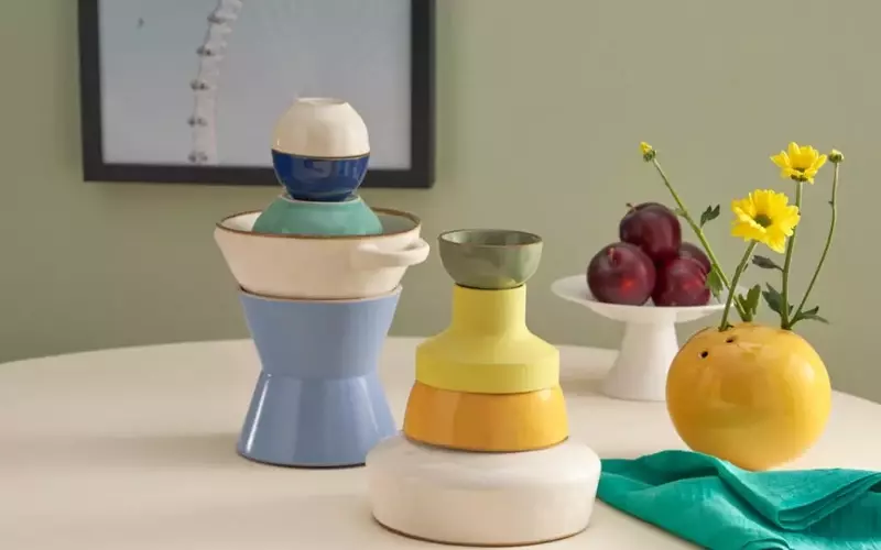 Opere d'Arte Funzionali: Quattro Idee Creative per Oggetti Decorativi Fai-da-Te
