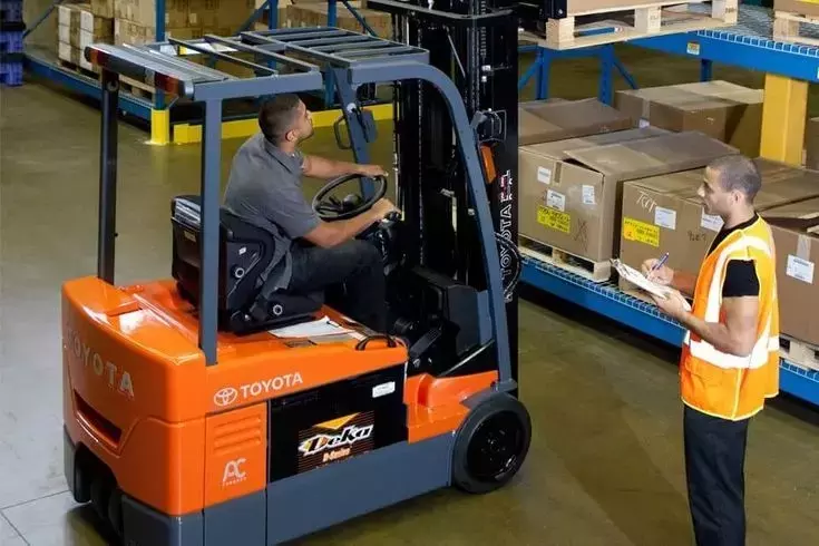 Forklift Training Certification: Purpose, Training Components, and Workplace Context