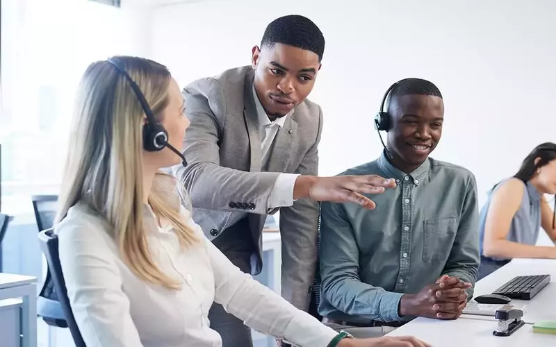 Customer Management Training: A Neutral Overview of Concepts, Structures, and Operational Context