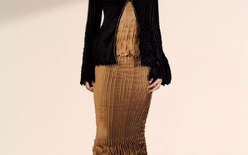 ArdAzAei's Ready-to-Wear Unveiling: A Fusion of Couture and Innovation