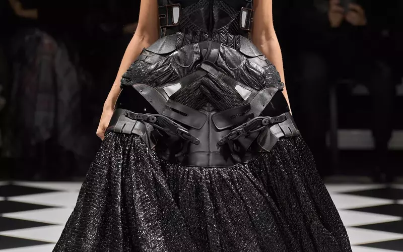 Junya Watanabe's Fall 2026 Ready-to-Wear Collection: A Vision of Avant-Garde Elegance