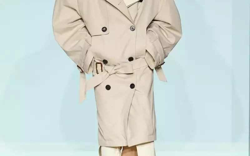 The Resurgence of Trench Coats: Six Key Trends for the Upcoming Season