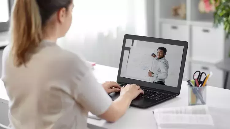 Short-Form Video Operations Training: Concepts, Mechanisms, and Industry Context
