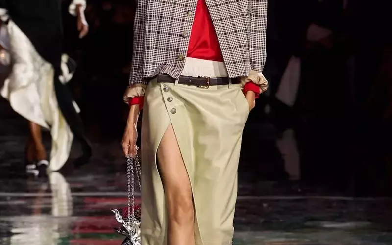 Blazy's Debut Collection for Chanel Ignites Fashion Frenzy