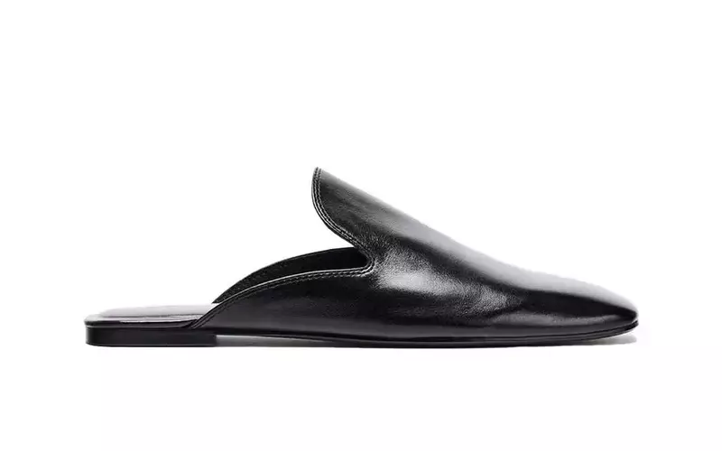 The Ultimate Guide to Mastering Mule Footwear: Styles for Every Occasion