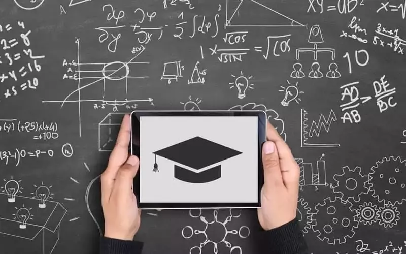 Online German Courses — Structure, Learning Mechanisms, and Educational Contexts