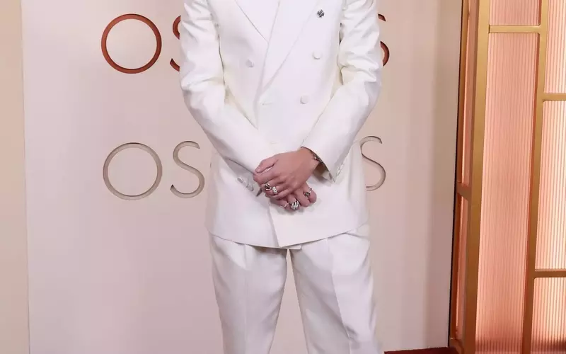 The Enduring Appeal of Pinky Rings: A Celebrity Trend