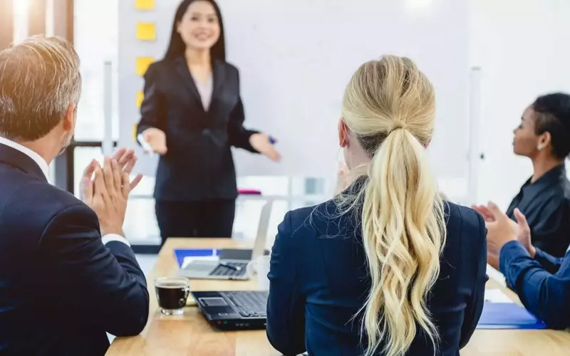 Corporate Culture Training: Definition, Principles, and Organizational Impact