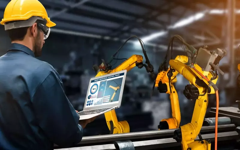 Equipment Maintenance Training: Principles, Methods, and Industrial Contexts