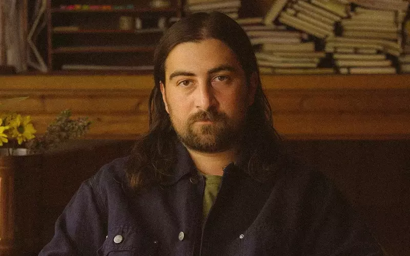 Noah Kahan Expands 'The Great Divide' with New Tracks