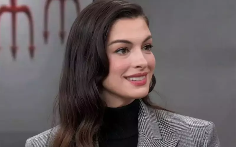 Anne Hathaway Clarifies Model Casting for 'The Devil Wears Prada 2'