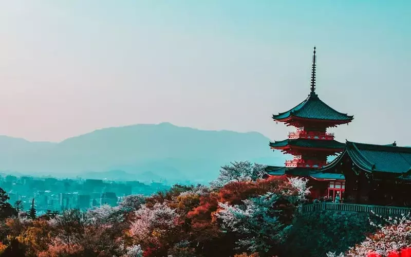 Eine Reise durch Japans vielfältige Landschaften und Kulturen