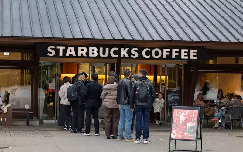 Starbucks' Q2 Earnings Report: Analysts Anticipate Continued Turnaround Momentum