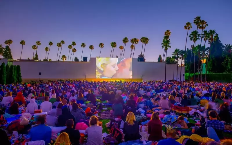 Cinespia Celebrates 25 Years with Iconic Film Screenings at Hollywood Forever Cemetery