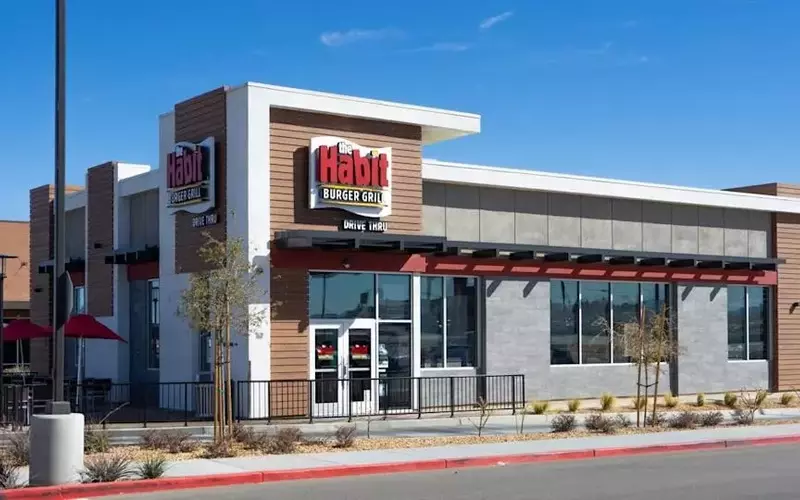 Burger Chains Undergo Significant Store Closures Amidst Industry Challenges