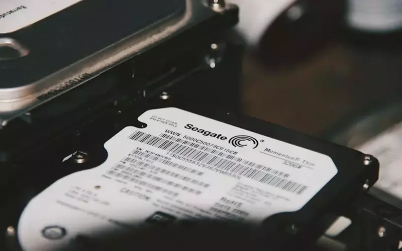 Jim Cramer's Bearish Outlook on Overextended Tech Stocks like Seagate