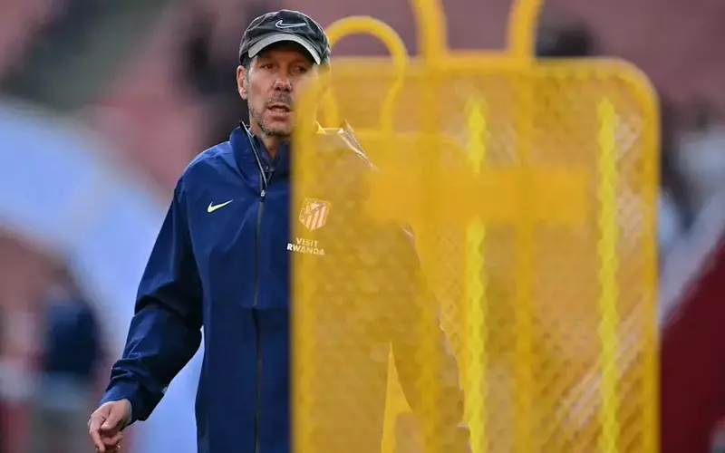 Football Headlines: Champions League Semifinal and Clásico Anticipation