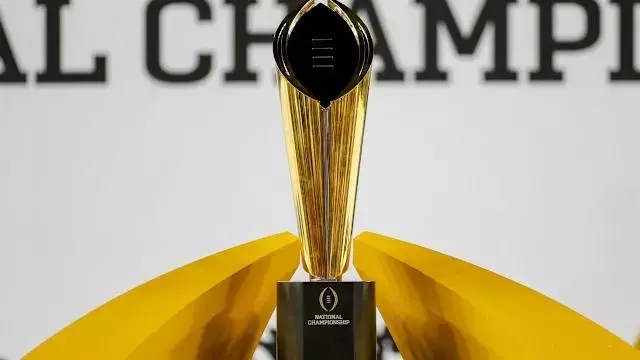 Coaches Propose College Football Season Changes