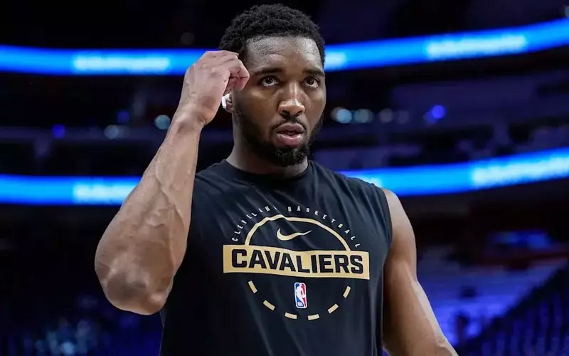 Cavaliers' Playoff Hopes Dimmed as Allen's Foul Trouble and Pistons' Dominance Led to Game 1 Defeat