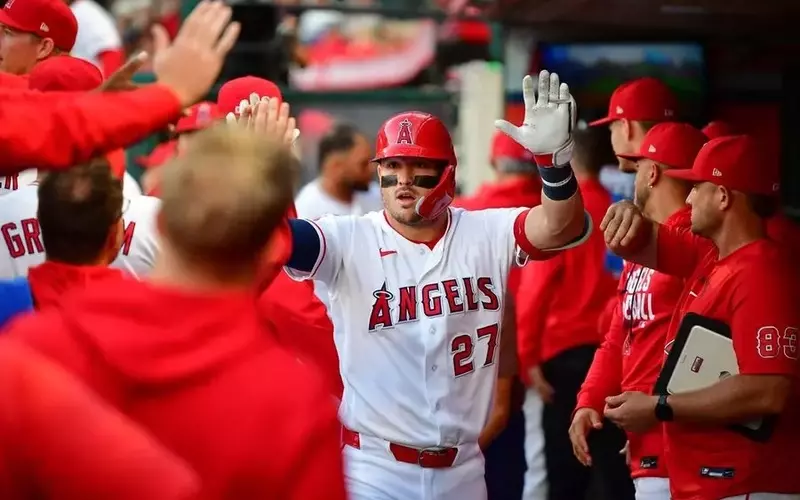 Angels Triumph Over White Sox, Trout Climbs Home Run Rankings