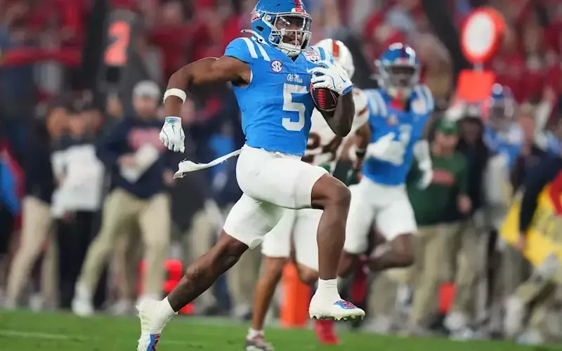 Texans Eye Promising Running Back in Early 2027 NFL Mock Draft