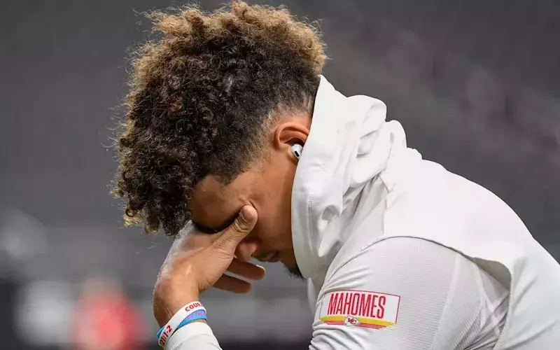 Mahomes' Recovery Offers Hope for Chiefs