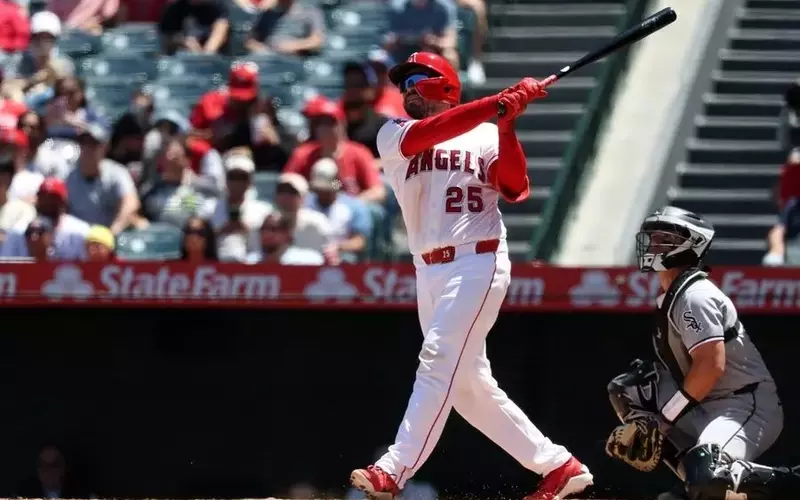 Angels Dominate White Sox for Consecutive Victories