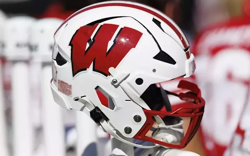 Wisconsin Badgers' Recruiting Ranking Dip: A Modern College Football Challenge