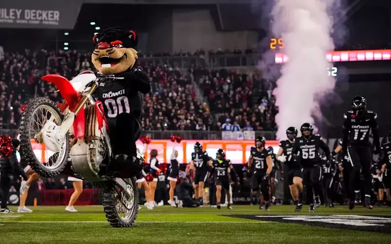 Michigan State Football Establishes Series with Cincinnati