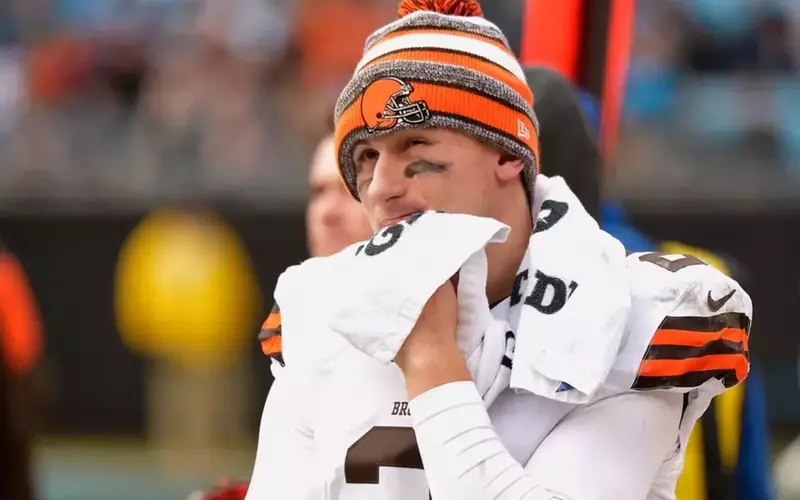 Johnny Manziel Ventures into Celebrity Boxing with Bout Against Bob Menery