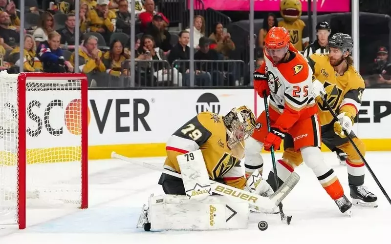 Ducks Carry Momentum Home for Pivotal Game 3 Against Golden Knights