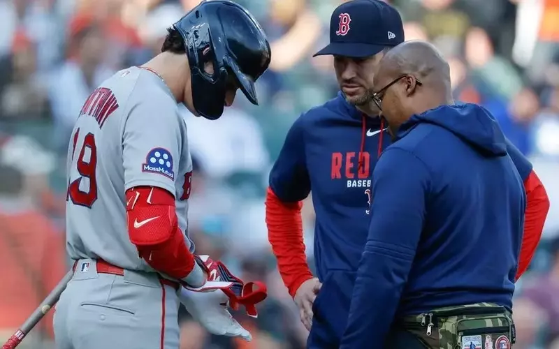 Red Sox Outfielder Roman Anthony Suffers Hand Sprain, Lands on Injured List