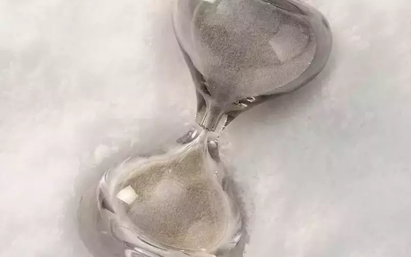 Venini presenta "Snow": un omaggio all'essenzialità del vetro di Murano