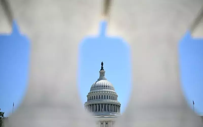 Legislators' Investments in Tech and Crypto Surge Amidst Regulatory Debates