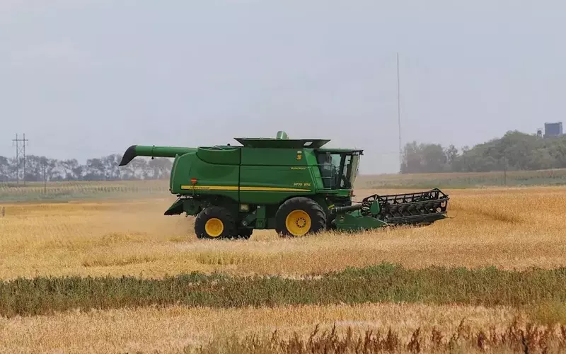 Deere & Co. Stock Outlook: Navigating Tariff Adjustments and Market Optimism