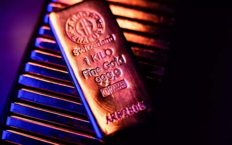 Gold Prices Drop Amid Middle East Tensions